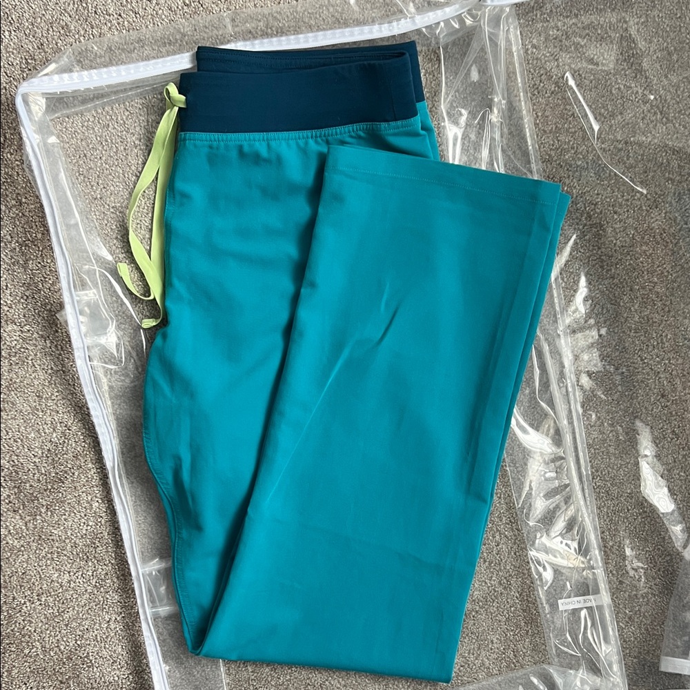 Figs Teal Livingston Scrub Pant *Medium Tall*